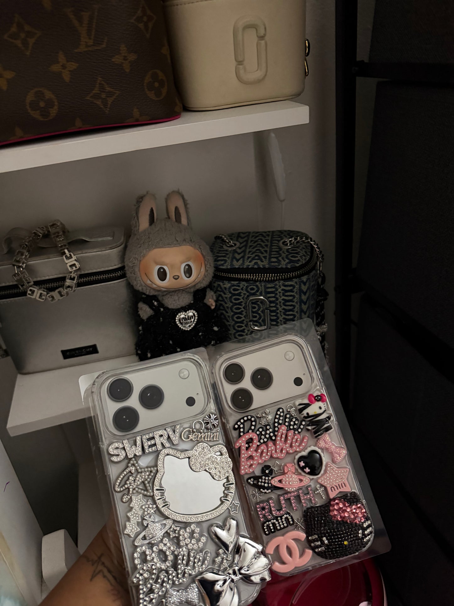 Junk Cases🎀 READ DESCRIPTION IF BUYING